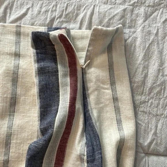 Forever 21 Women's Stripped Side Zip Miniskirt - Picture 3 of 8